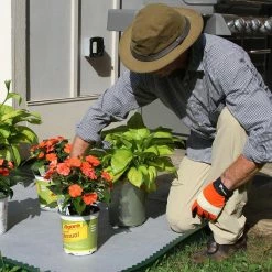 Vigoro 4 ft. x 100 ft. Matrix Grid Heavy-Duty Landscape Fabric (4-Pack) -KANTE Sales vigoro landscape fabric vpnm410085 4pk fa 1000